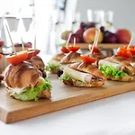 Amberton Hotel 4*