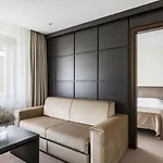 Amberton Hotel 4*