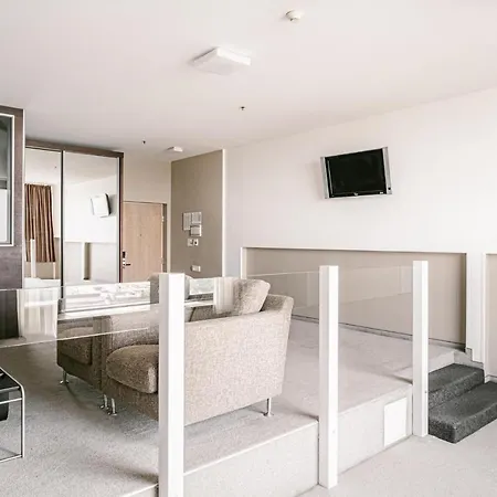 Amberton Hotel