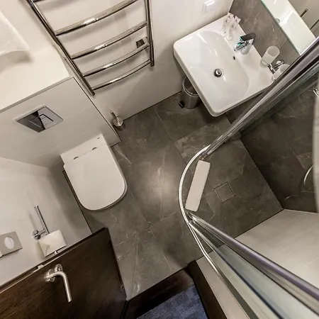 Hotel Amberton 4*