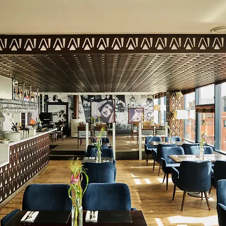 Amberton Hotel