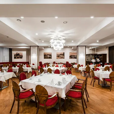 Amberton Hotel